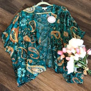 Umgee Paisley Kimono